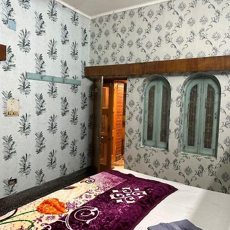 Sandhya Guest House Varanasi Near Ganga River Bagian luar foto