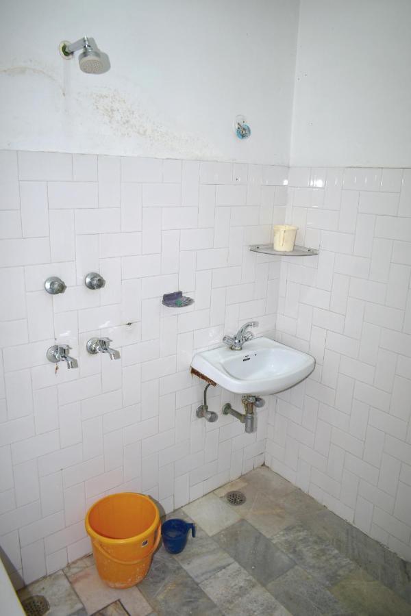 Sandhya Guest House Varanasi Near Ganga River Bagian luar foto